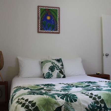 Villa Rutaki Retreat à Rarotonga Extérieur photo